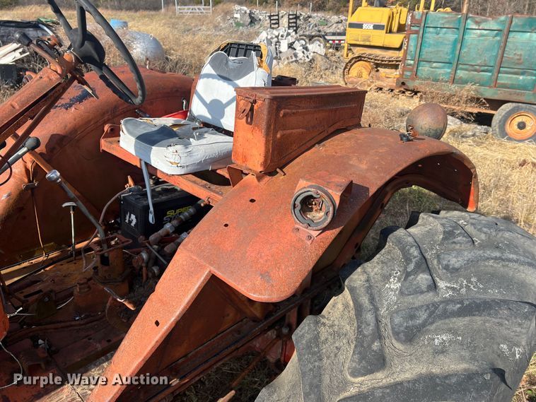 image for item JU9787 Geaapycb MT3-52  MFWD tractor