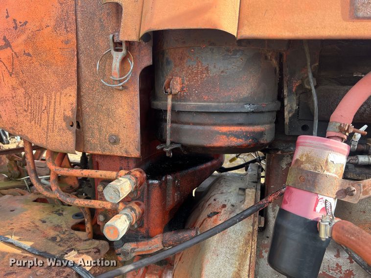 image for item JU9787 Geaapycb MT3-52  MFWD tractor