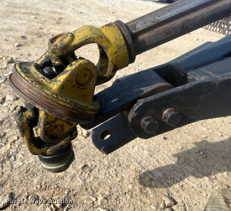 image for item JU9842 Bush Hog 3210  rotary mower