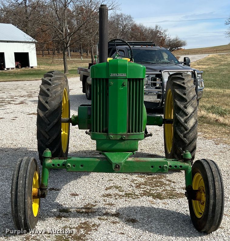 image for item JV9495 1954 John Deere 60  tractor