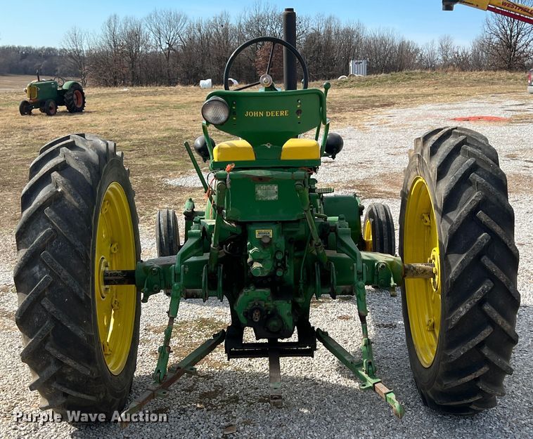 image for item JV9495 1954 John Deere 60  tractor