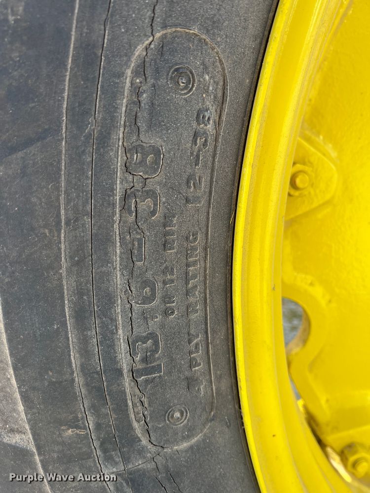 image for item JV9495 1954 John Deere 60  tractor