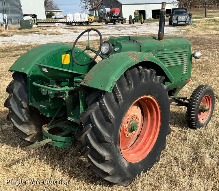 image for item JV9496 Oliver 70  tractor