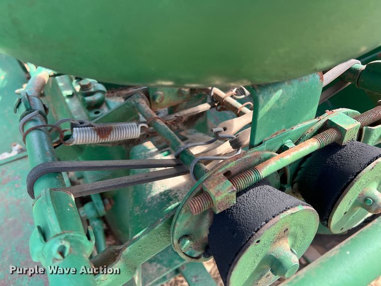 image for item JV9496 Oliver 70  tractor