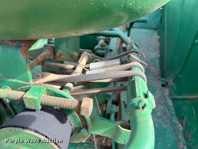 image for item JV9496 Oliver 70  tractor