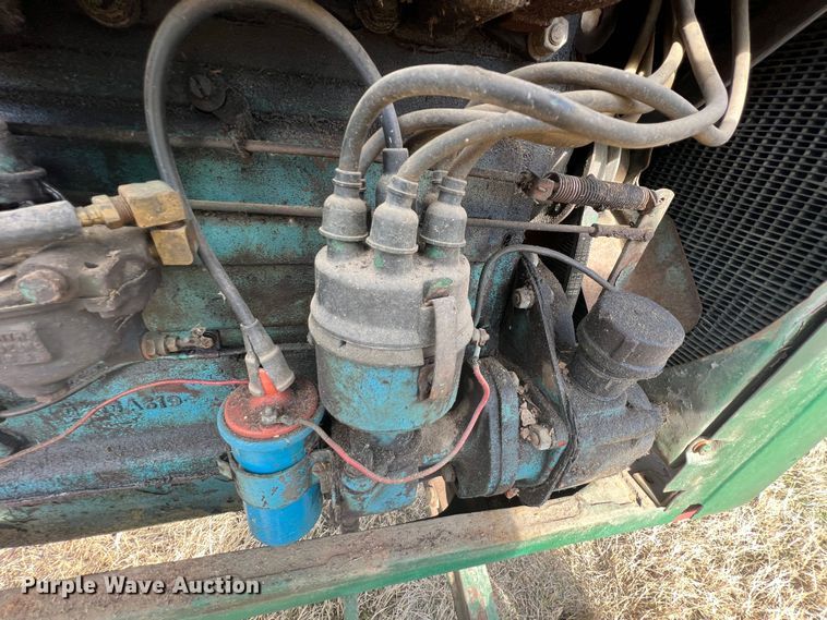 image for item JV9496 Oliver 70  tractor