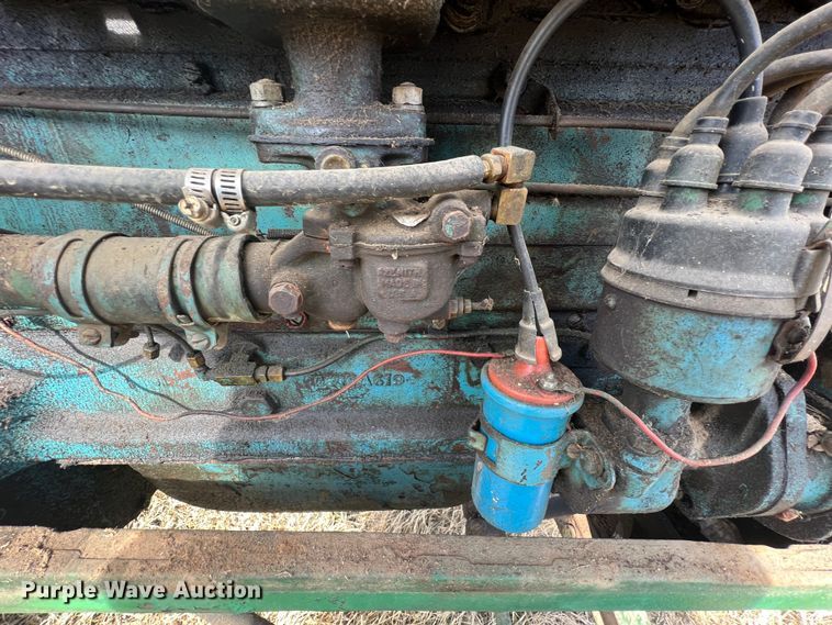 image for item JV9496 Oliver 70  tractor