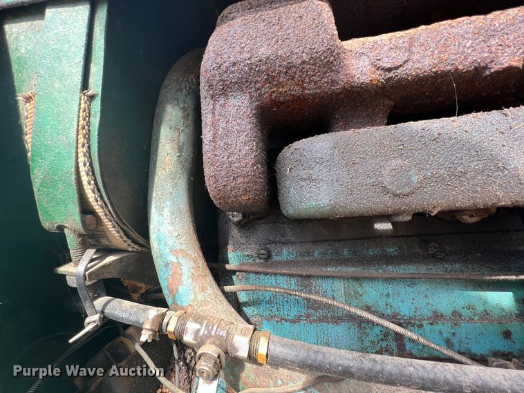 image for item JV9496 Oliver 70  tractor