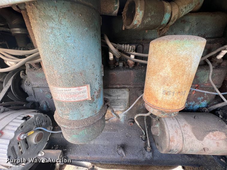 image for item JV9496 Oliver 70  tractor