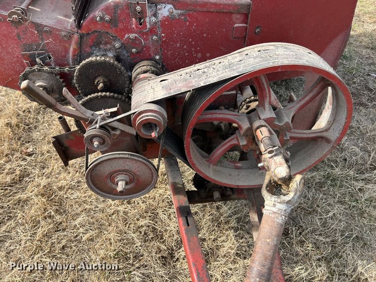 image for item JV9497 International 1150  feed grinder/mixer