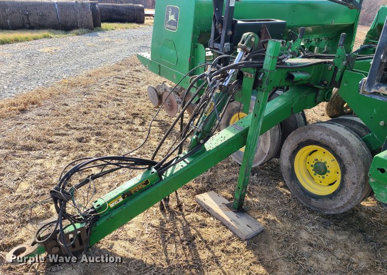 image for item JW9909 John Deere 455  grain drill