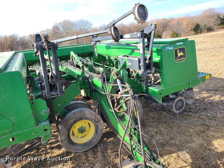 image for item JW9909 John Deere 455  grain drill