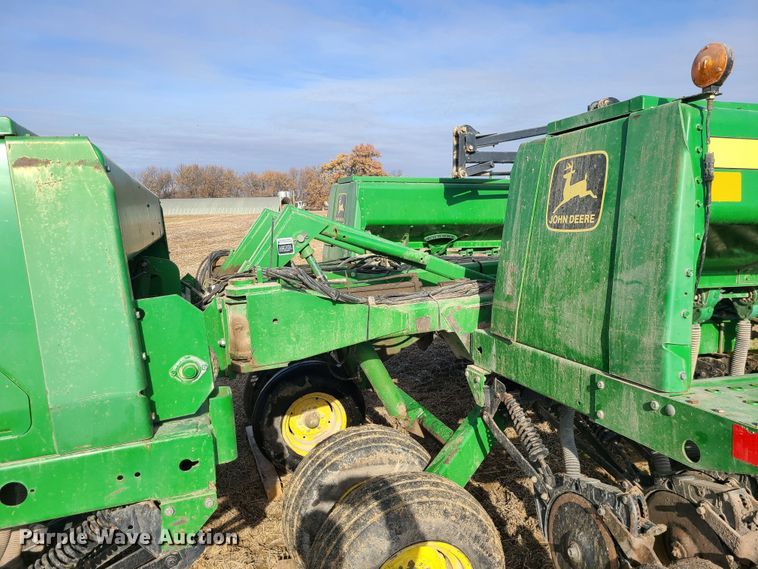 image for item JW9909 John Deere 455  grain drill