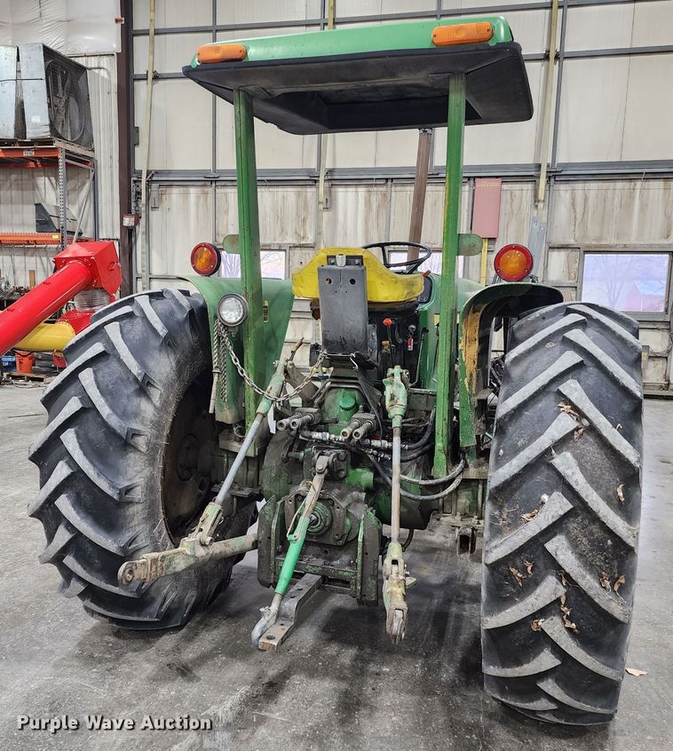 image for item JW9932 1980 John Deere 2940  tractor