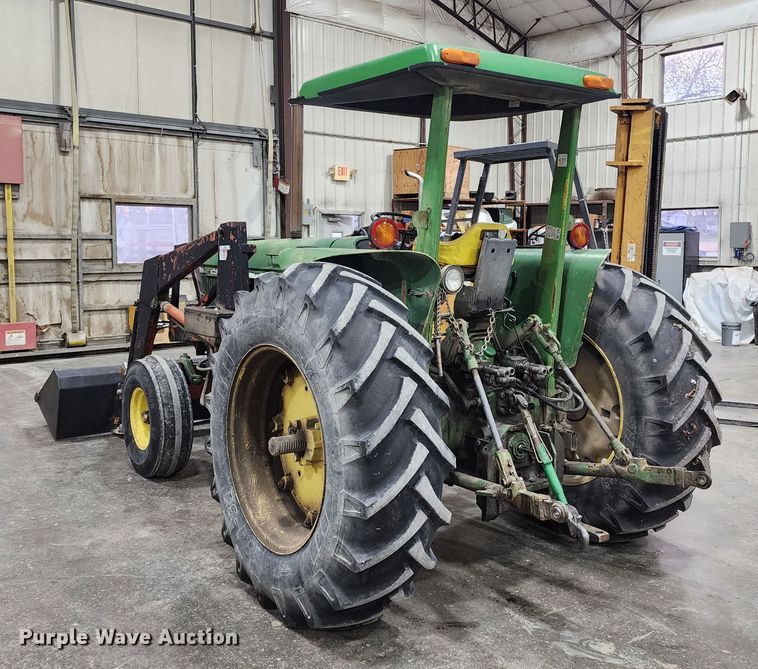 image for item JW9932 1980 John Deere 2940  tractor