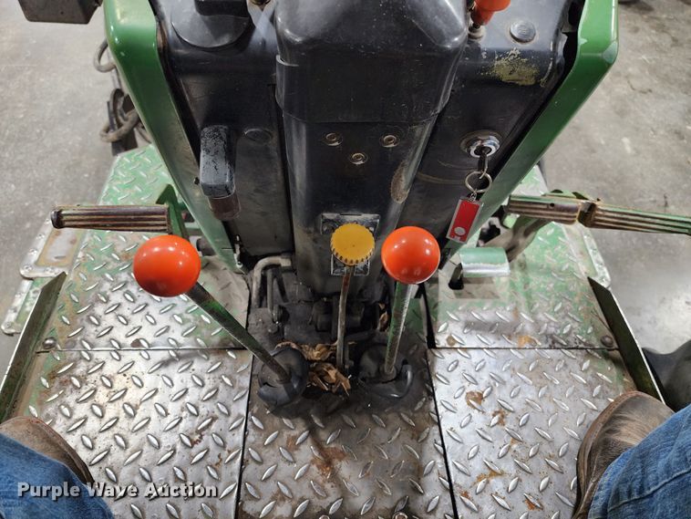 image for item JW9932 1980 John Deere 2940  tractor