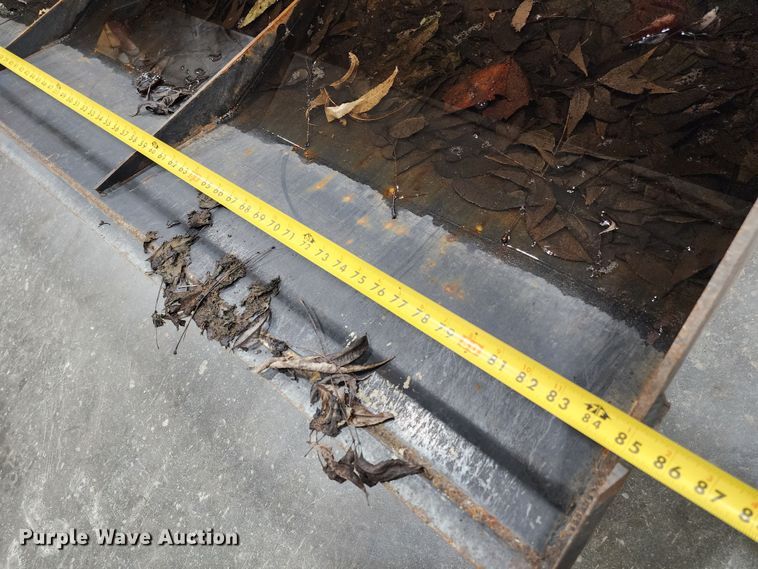 image for item JW9932 1980 John Deere 2940  tractor