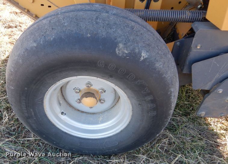 image for item JX9085 2008 AGCO Challenger RB563  round baler