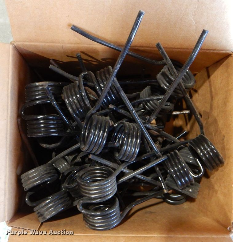 image for item JX9085 2008 AGCO Challenger RB563  round baler