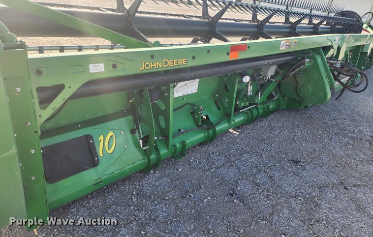 image for item KC9382 2017 John Deere 635FD HydraFlex  flex draper head