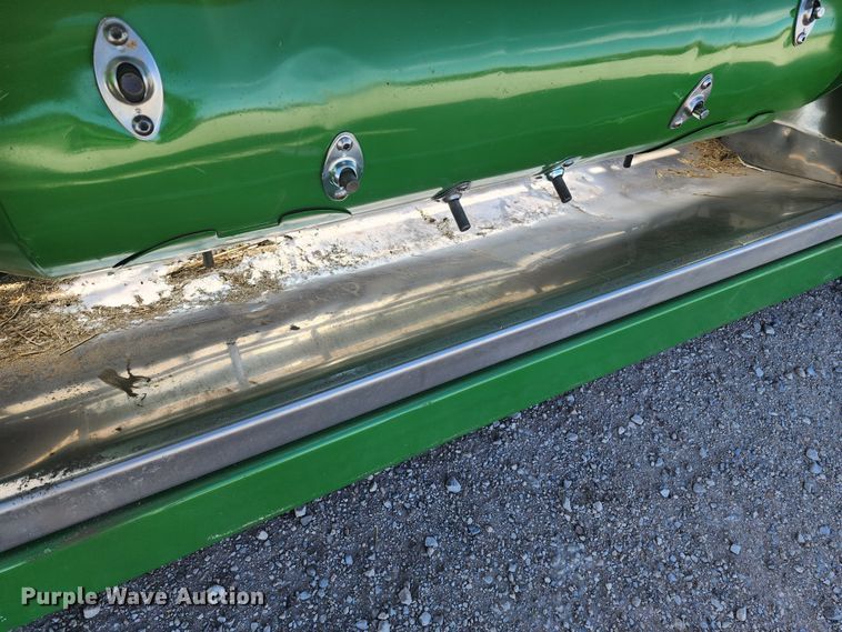 image for item KC9382 2017 John Deere 635FD HydraFlex  flex draper head