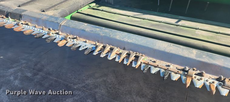 image for item KC9418 2017 John Deere 635FD HydraFlex  flex draper head