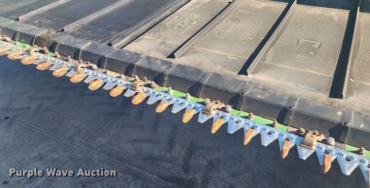 image for item KC9418 2017 John Deere 635FD HydraFlex  flex draper head