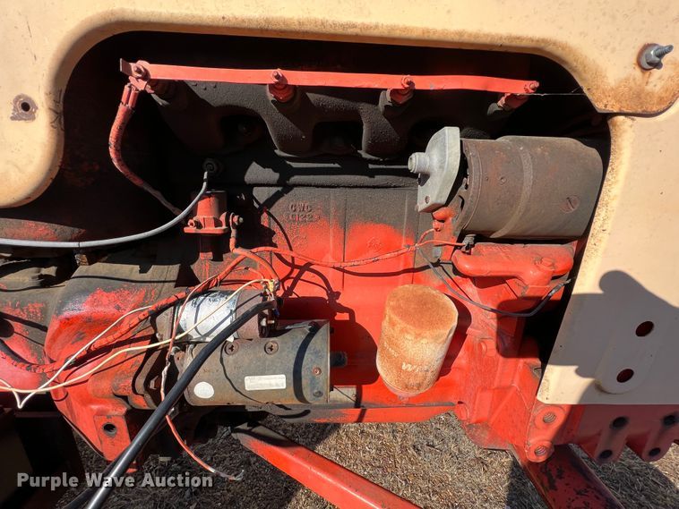 image for item KF9706 1962 Case 431  tractor