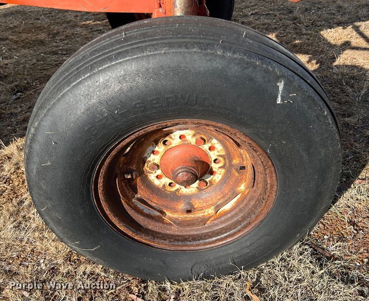 image for item KF9706 1962 Case 431  tractor