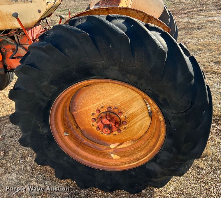 image for item KF9706 1962 Case 431  tractor