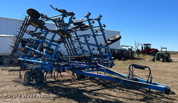 image for item KF9860 DMI Tiger-Mate II  field cultivator