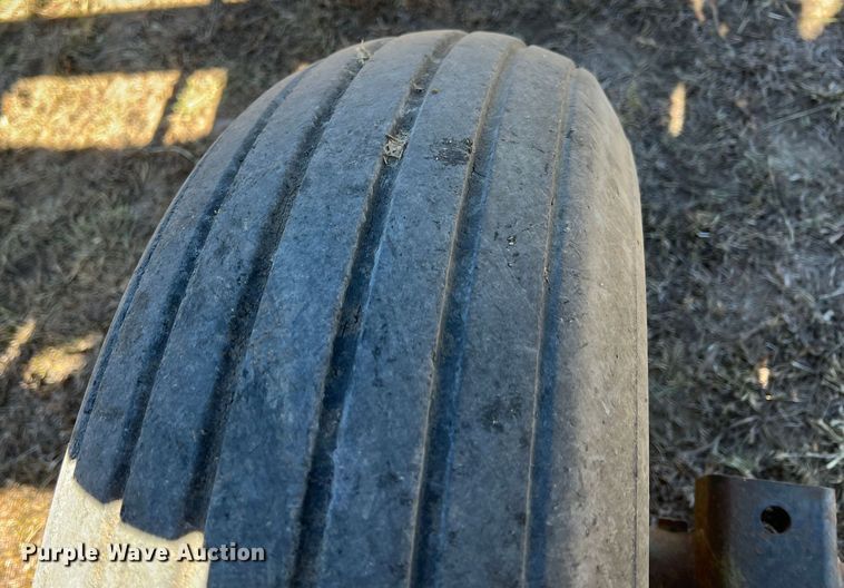 image for item KF9860 DMI Tiger-Mate II  field cultivator