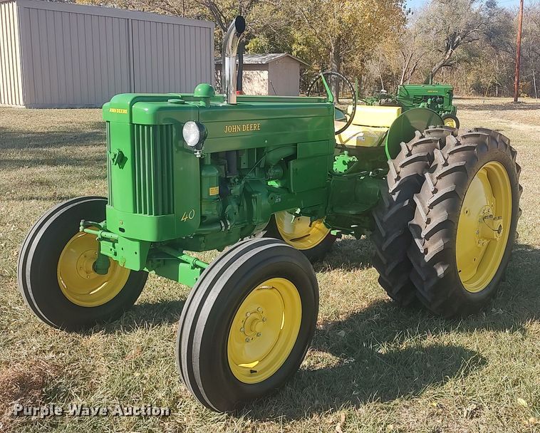 image for item KJ9020 1953 John Deere 40  tractor