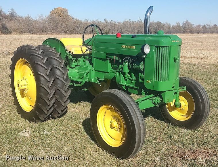 image for item KJ9020 1953 John Deere 40  tractor