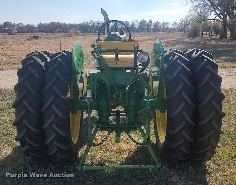 image for item KJ9020 1953 John Deere 40  tractor