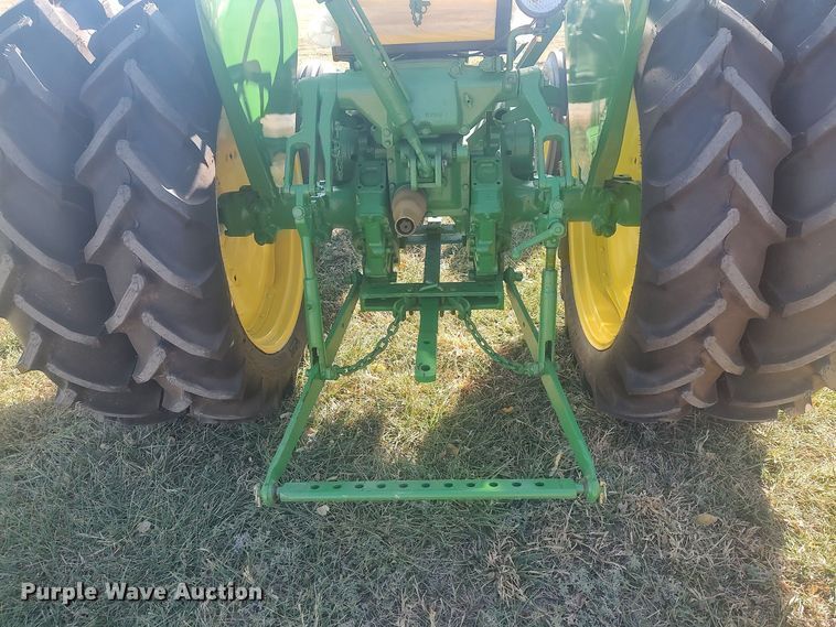 image for item KJ9020 1953 John Deere 40  tractor