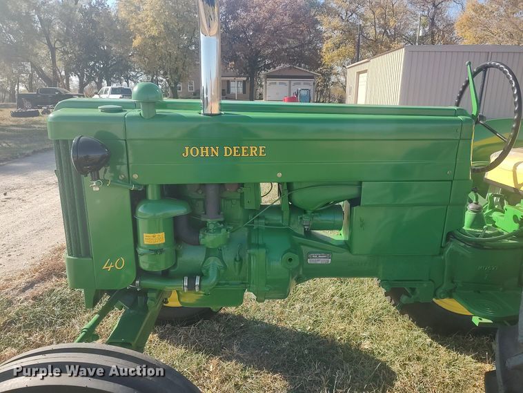 image for item KJ9020 1953 John Deere 40  tractor