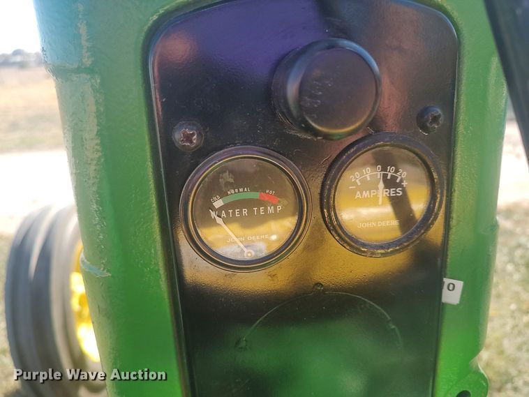 image for item KJ9020 1953 John Deere 40  tractor