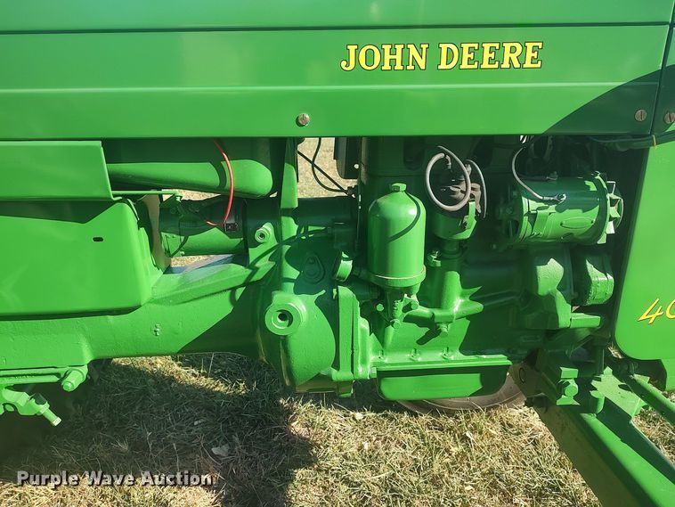 image for item KJ9020 1953 John Deere 40  tractor