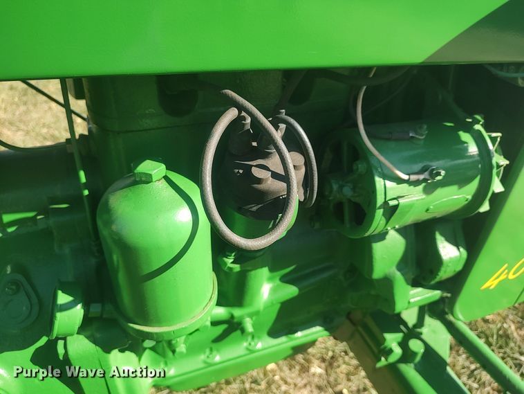 image for item KJ9020 1953 John Deere 40  tractor
