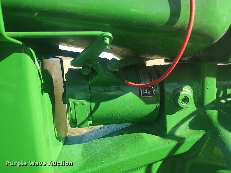 image for item KJ9020 1953 John Deere 40  tractor