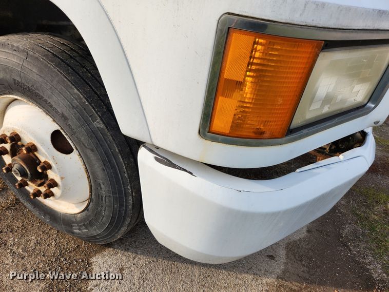 image for item KT9559 1996 Mack CH613  fertilizer delivery truck