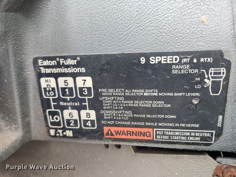 image for item KT9559 1996 Mack CH613  fertilizer delivery truck