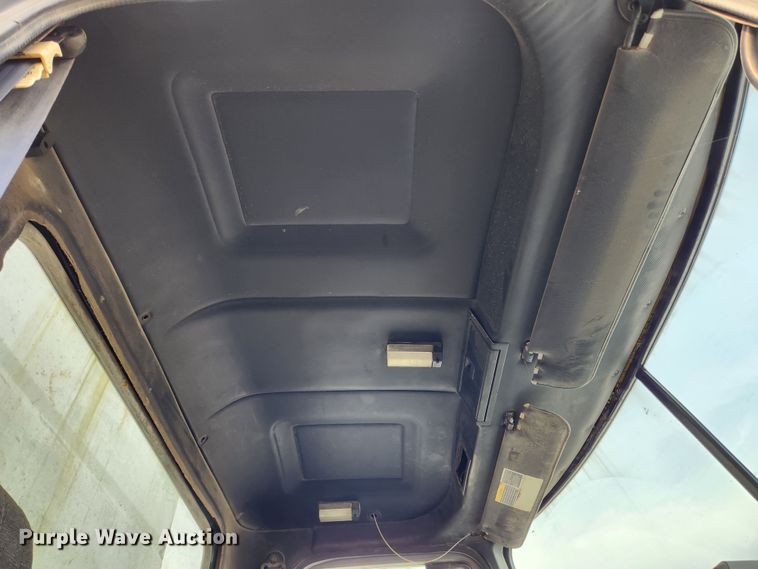 image for item KT9559 1996 Mack CH613  fertilizer delivery truck