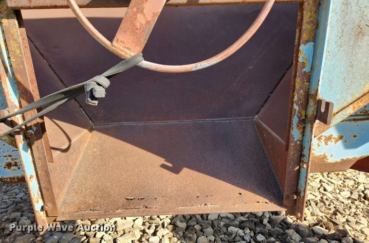 image for item KT9586 Gravity wagon