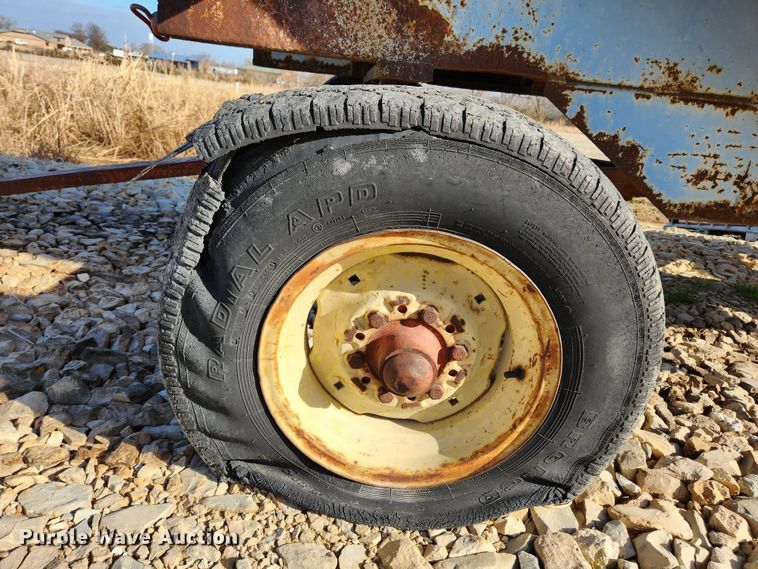 image for item KT9586 Gravity wagon