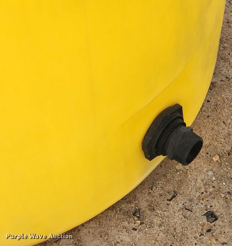 image for item KT9592 (3) poly tanks