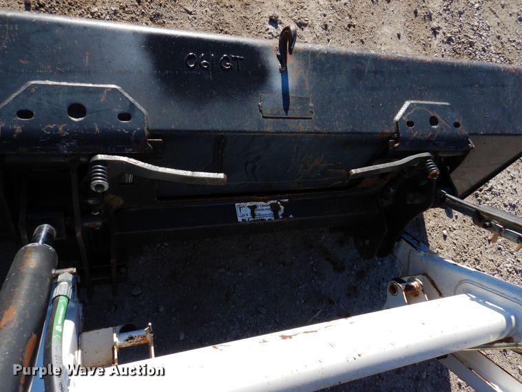 image for item KW9658 2009 Bobcat CT450  MFWD tractor