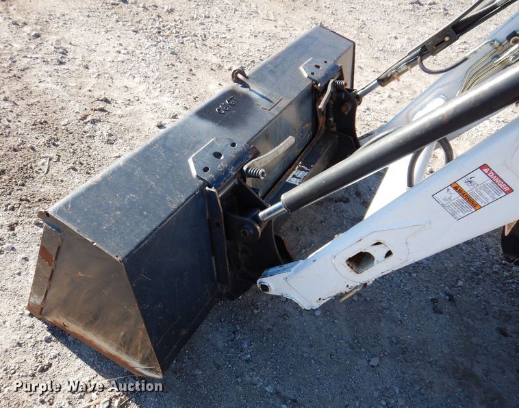 image for item KW9658 2009 Bobcat CT450  MFWD tractor