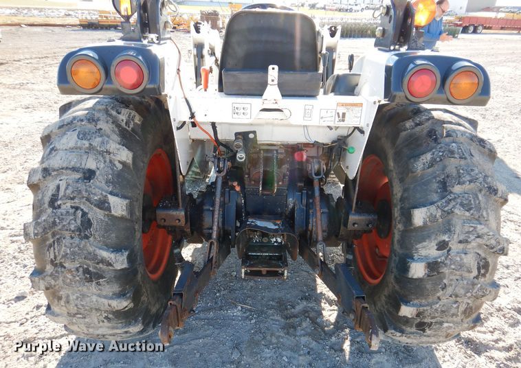 image for item KW9658 2009 Bobcat CT450  MFWD tractor